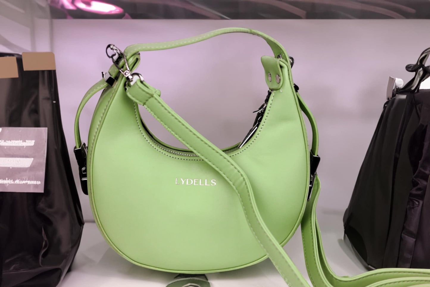 LYDELLS GREEN HANDBAG